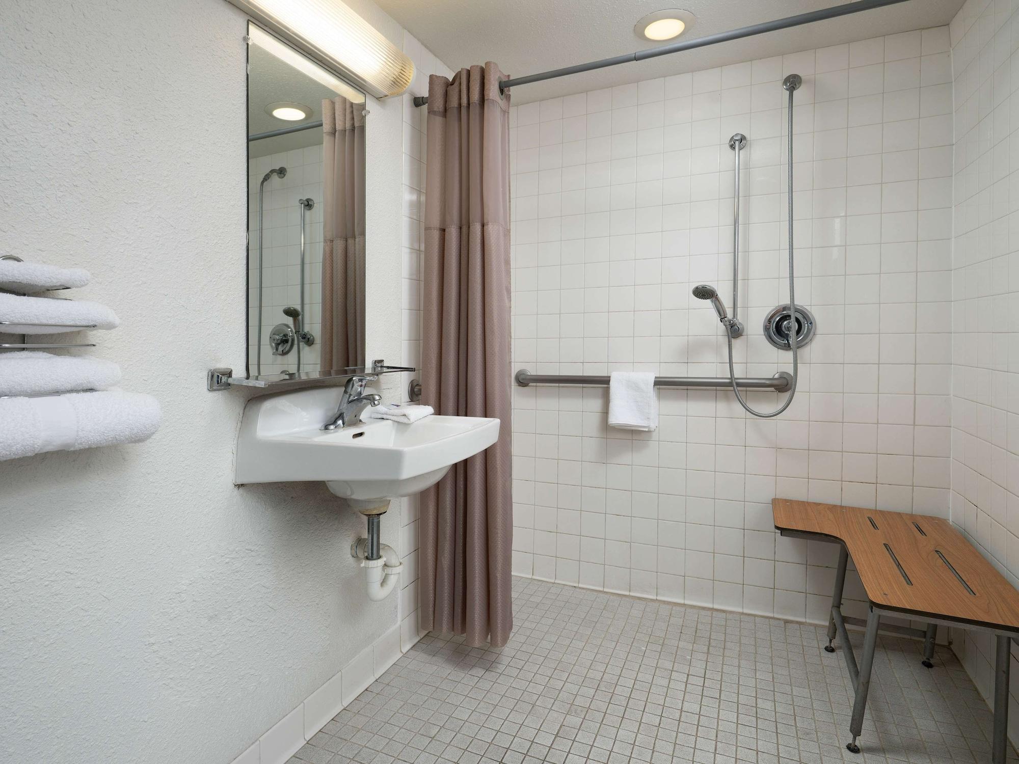 Hotel 6-goleta, Ca - Santa Barbara 2*
